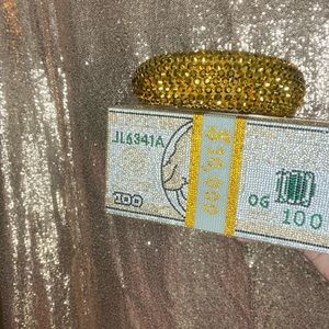 Clutch with matching head band